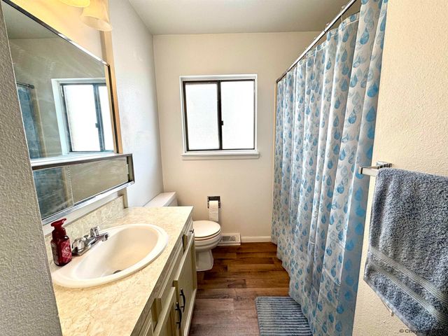 100 TAMPA CT, Cheyenne, WY 82001