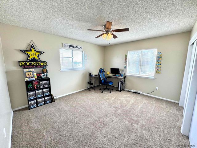 100 TAMPA CT, Cheyenne, WY 82001