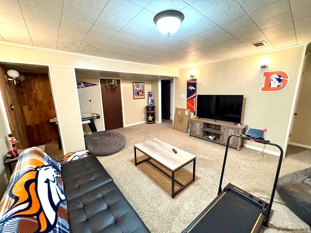 100 TAMPA CT, Cheyenne, WY 82001