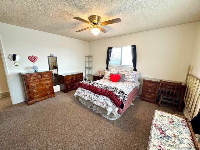 100 TAMPA CT, Cheyenne, WY 82001