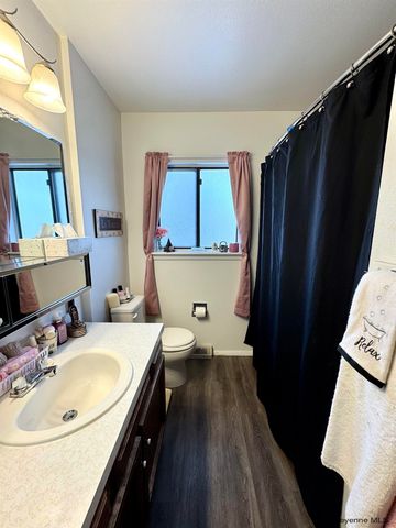 100 TAMPA CT, Cheyenne, WY 82001