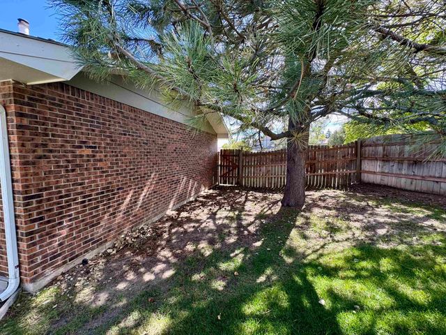 100 TAMPA CT, Cheyenne, WY 82001