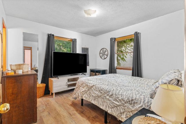 2648 E Grand Street, Springfield, MO 65804