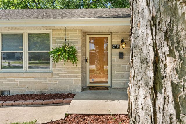 2648 E Grand Street, Springfield, MO 65804