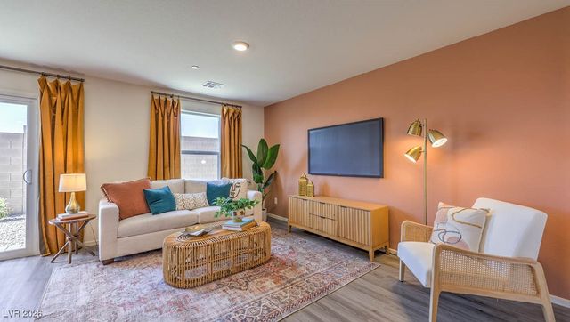 2513 Carolotta Garden Avenue 23, North Las Vegas, NV 89081