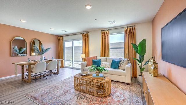 2513 Carolotta Garden Avenue 23, North Las Vegas, NV 89081