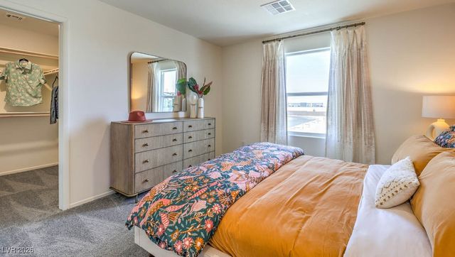 2513 Carolotta Garden Avenue 23, North Las Vegas, NV 89081