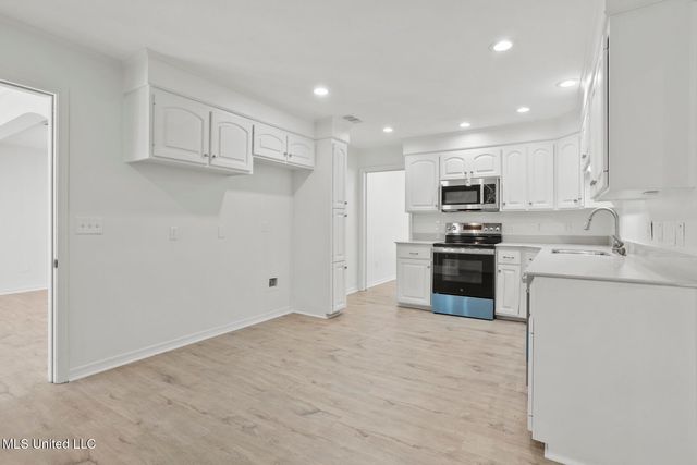 108 Oak Ridge Circle, Madison, MS 39110