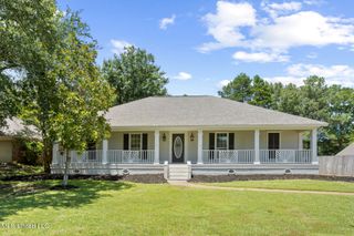 108 Oak Ridge Circle, Madison, MS 39110