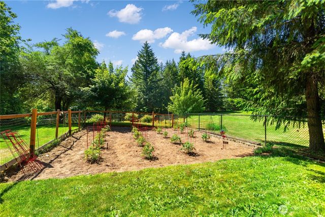 20005 232nd Avenue SE, Maple Valley, WA 98038