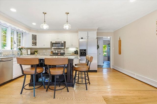 246 Cross Street, Bridgewater, MA 02324