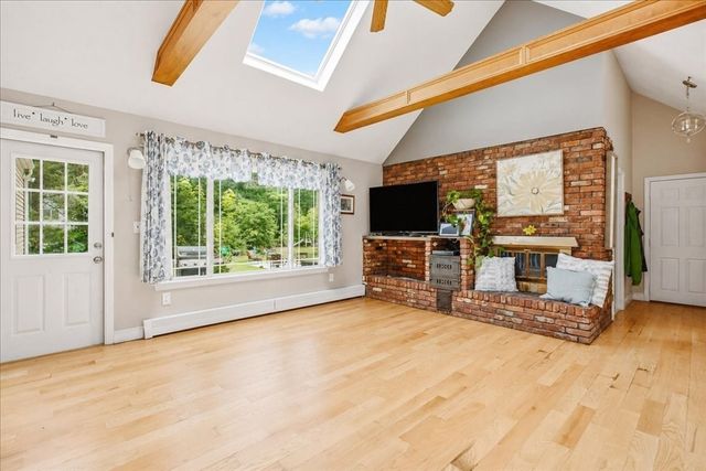 246 Cross Street, Bridgewater, MA 02324
