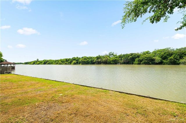 330 Rancho Viejo Boulevard, Brownsville, TX 78526