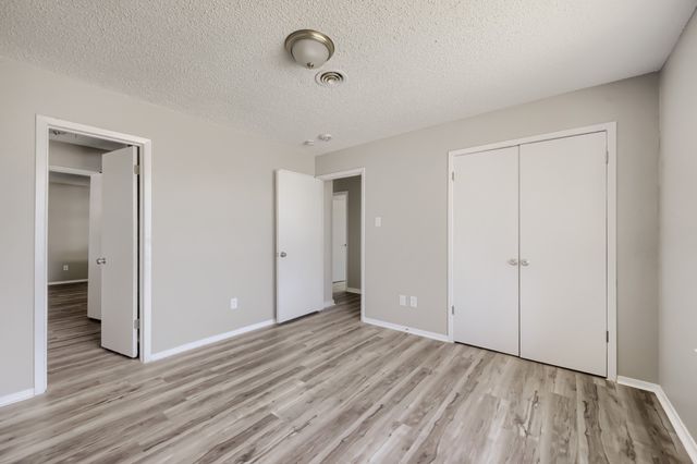 2185 Jana Lane, Burleson, TX 76028