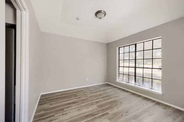 2185 Jana Lane, Burleson, TX 76028