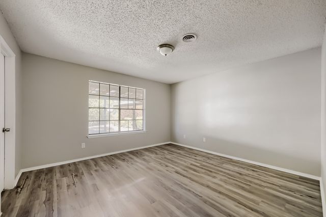 2185 Jana Lane, Burleson, TX 76028