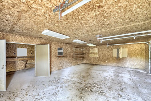2185 Jana Lane, Burleson, TX 76028