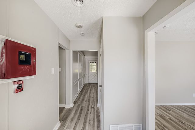 2185 Jana Lane, Burleson, TX 76028