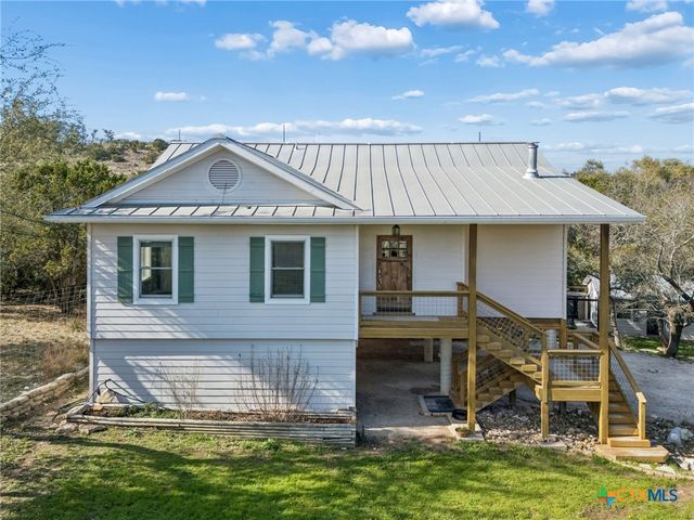 515 Valley Ridge, Canyon Lake, TX 78133