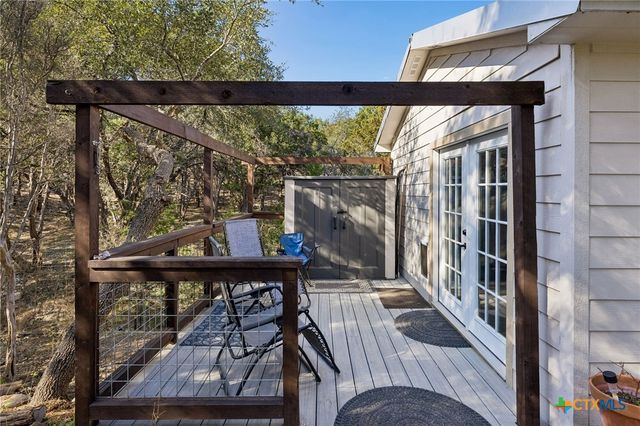 515 Valley Ridge, Canyon Lake, TX 78133