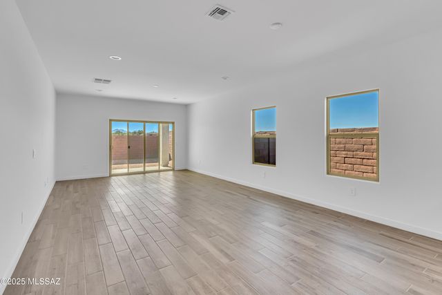 14043 E Canidae Drive E, Vail, AZ 85641