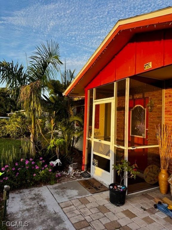 4531 SE 11th PL, Cape Coral, FL 33904