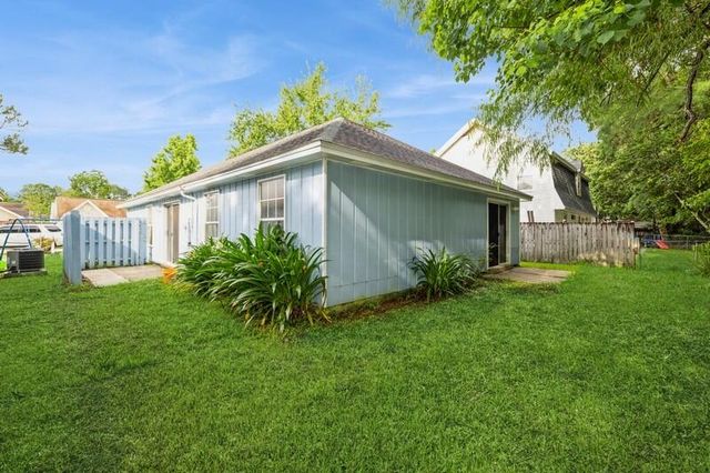 3074 Yorktown Circle, Fort Walton Beach, FL 32547