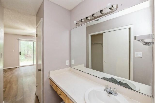 3074 Yorktown Circle, Fort Walton Beach, FL 32547