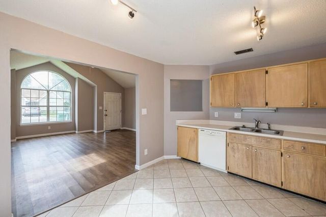 3074 Yorktown Circle, Fort Walton Beach, FL 32547
