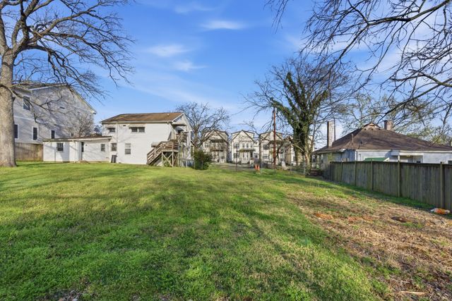 1704 Lischey Ave, Nashville, TN 37207