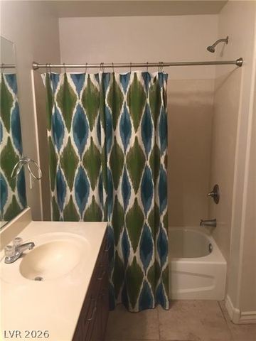 6245 Hawthorn Woods Avenue, Las Vegas, NV 89130
