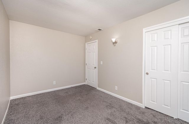 1023 Azure Ct, Roseville, CA 95678