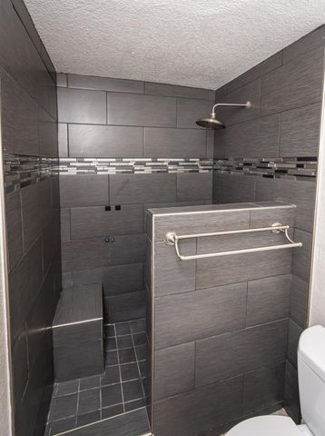 1023 Azure Ct, Roseville, CA 95678