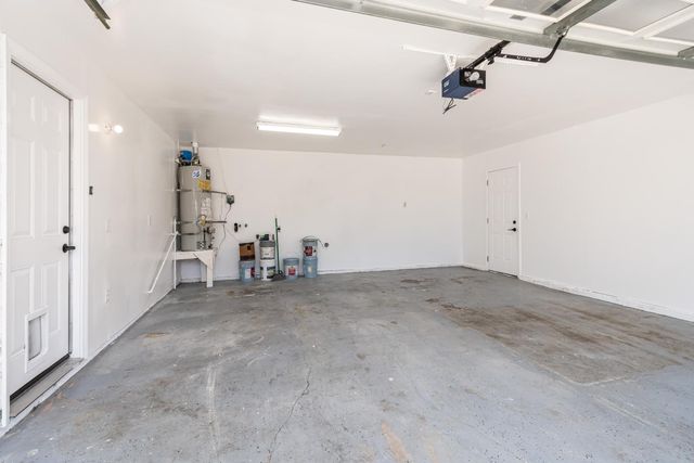 1023 Azure Ct, Roseville, CA 95678