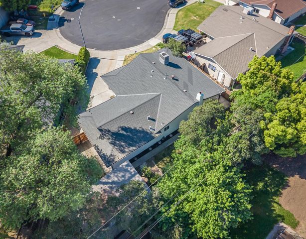 1023 Azure Ct, Roseville, CA 95678