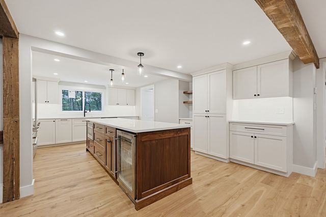 18 Hearthstone Drive, Medfield, MA 02052