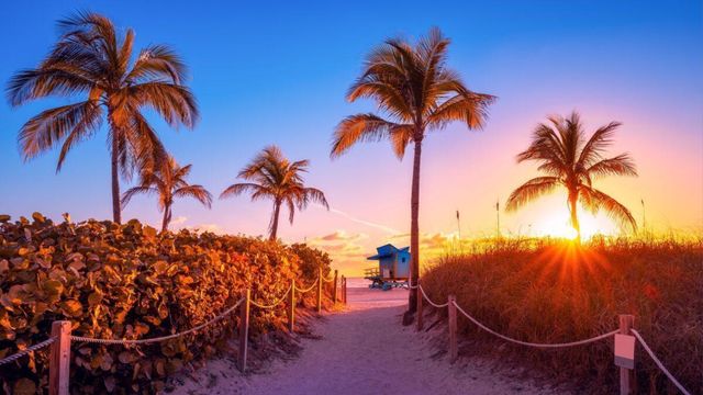 28 Camden B, West Palm Beach, FL 33417