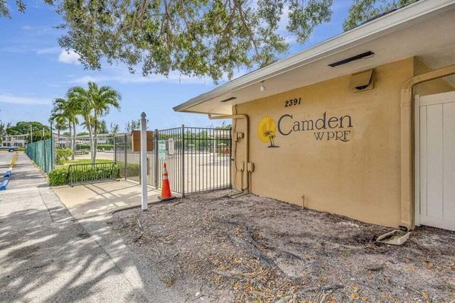 28 Camden B, West Palm Beach, FL 33417