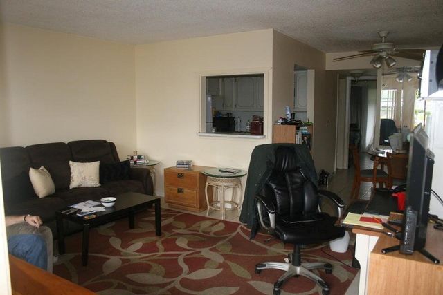 28 Camden B, West Palm Beach, FL 33417