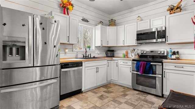 7116 E Co Rd 650 S, Hardinsburg, IN 47125