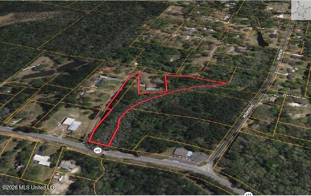 3700 Dowlwood Road, Moss Point, MS 39562