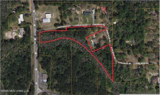 3700 Dowlwood Road, Moss Point, MS 39562