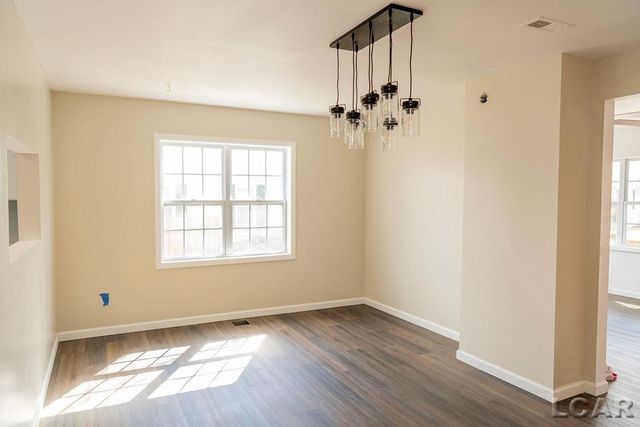 1015 E Hunt Road, Adrian, MI 49221