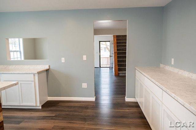 1015 E Hunt Road, Adrian, MI 49221