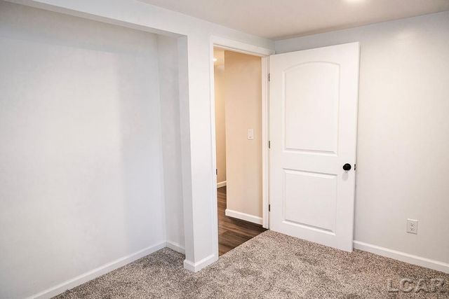 1015 E Hunt Road, Adrian, MI 49221
