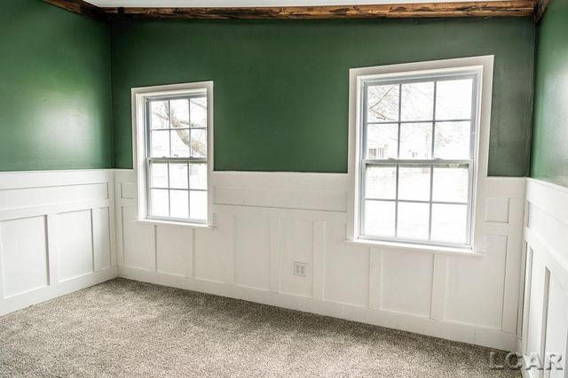 1015 E Hunt Road, Adrian, MI 49221