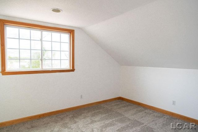 1015 E Hunt Road, Adrian, MI 49221