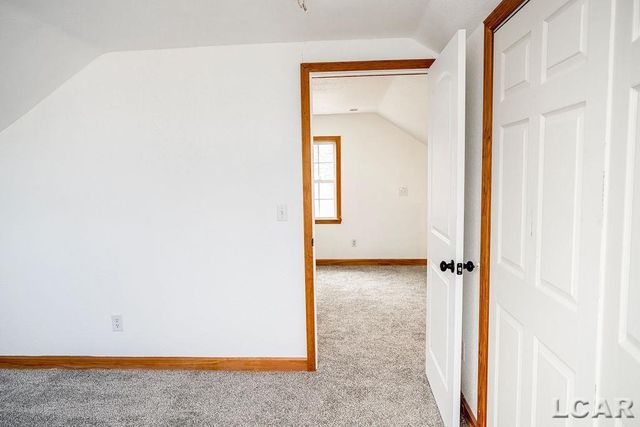 1015 E Hunt Road, Adrian, MI 49221