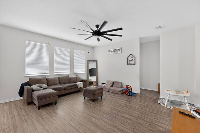 423 Pepperbark Avenue, Princeton, TX 75407