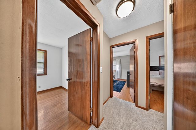 2710 Southland Street SW, Cedar Rapids, IA 52404